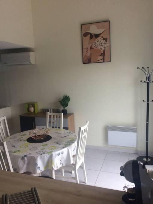 Jolie Petite Villa Climatisee Proche De La Mer Torreilles Luaran gambar
